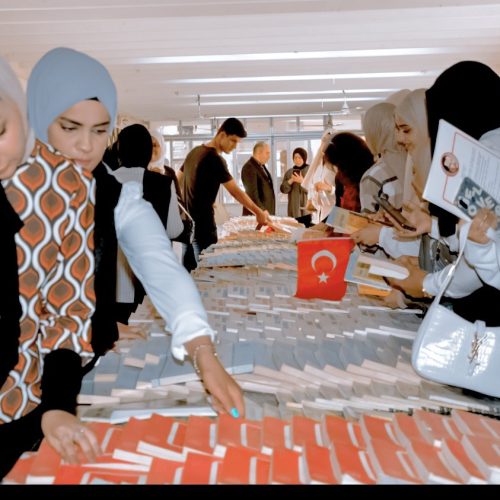 معرض الكتاب في قسم اللغة التركية