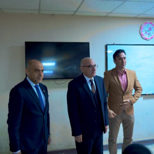 رئيس جامعة بغداد يتفقد كلية اللغات في مجمع باب المعظم
