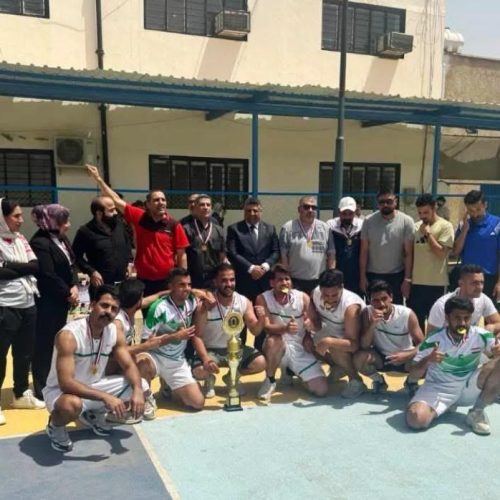 فوز فريق كلية اللغات بكرة السلة1 فوز فريق كلية اللغات بكرة السلة1