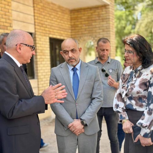 زيارة رئيس جامعة بغداد الى كلية اللغات (19)