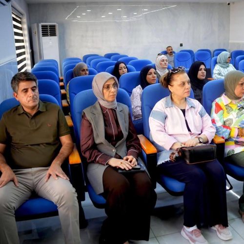 عميد كلية اللغات يجتمع بأعضاء الهيئة التدريسية (15)