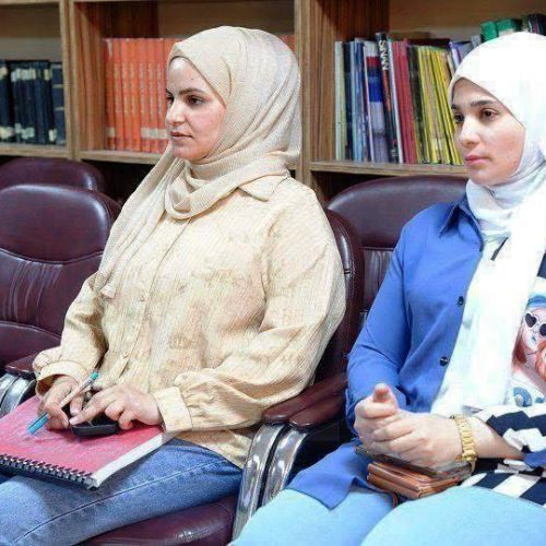 نشاطات علمية - كلية اللغات (1)