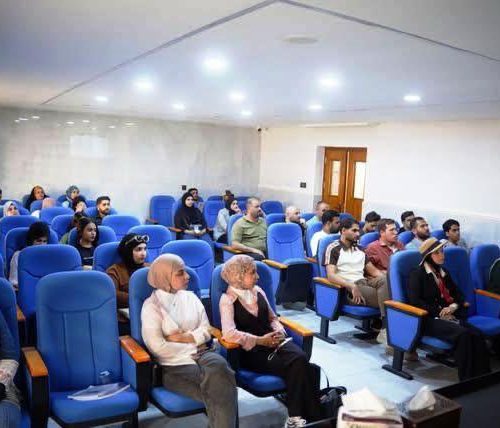 نشاطات علمية - كلية اللغات (3) نشاطات علمية - كلية اللغات (3)