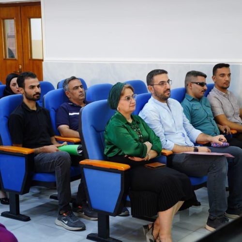 نشاطات علمية - كلية اللغات (13)