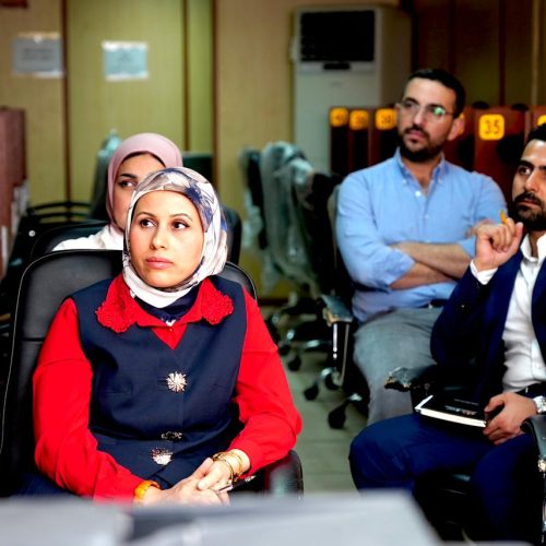 نشاطات علمية - كلية اللغات (2) نشاطات علمية - كلية اللغات (2)