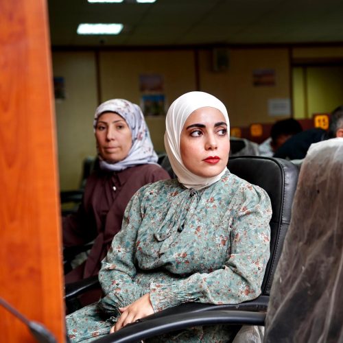 نشاطات علمية - كلية اللغات (3) نشاطات علمية - كلية اللغات (3)