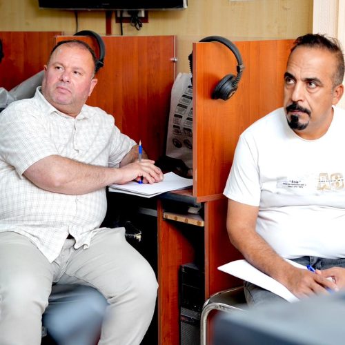 نشاطات علمية - كلية اللغات (4) نشاطات علمية - كلية اللغات (4)