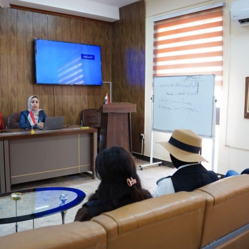 نشاطات علمية - كلية اللغات (7)