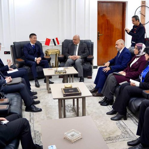 اللغات تحتفي بذكرى تأسيسها الثانية والستين وتفتتح قسم اللغة الصينية وسط حضور رسمي وأكاديمي رفيع (5)