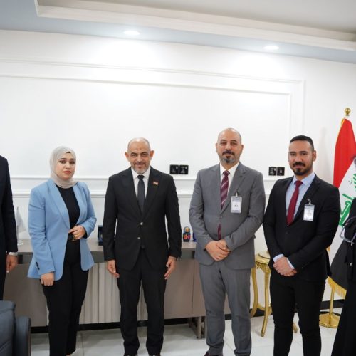 اللغات تفتتح قاعات نموذجية بدعم من المجلس الأعلى للشاب وبتمويل من المصرف الاهلي العراقي (2) اللغات تفتتح قاعات نموذجية بدعم من المجلس الأعلى للشاب وبتمويل من المصرف الاهلي العراقي (2)