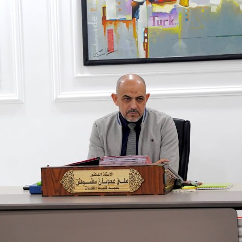 قسم الأعمار والمشاريع في ضيافة كلية اللغات (1)