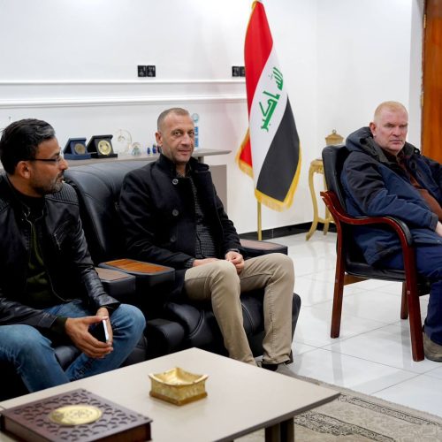 قسم الأعمار والمشاريع في ضيافة كلية اللغات (2)