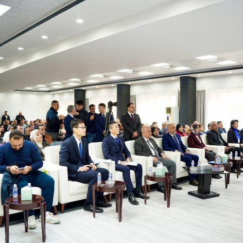 كلية اللغات تحتفي بذكرى تأسيسها الثانية والستين وافتتاح قسم اللغة الصينية (15)