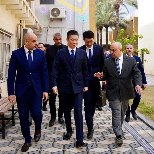 كلية اللغات تحتفي بذكرى تأسيسها الثانية والستين وافتتاح قسم اللغة الصينية (19)