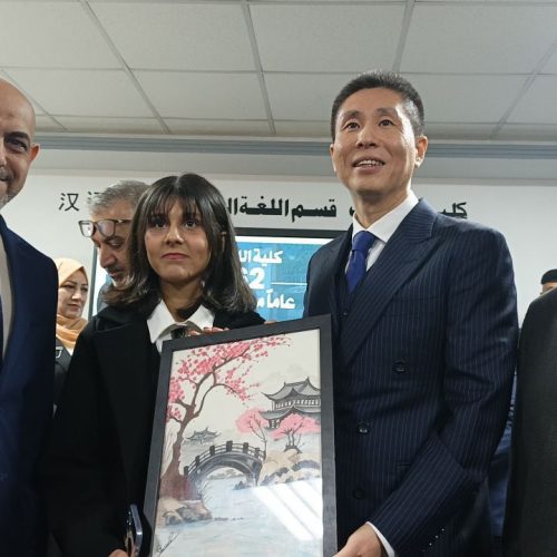 كلية اللغات تحتفي بذكرى تأسيسها الثانية والستين وافتتاح قسم اللغة الصينية (24)