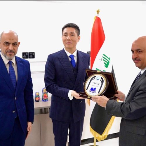 كلية اللغات تحتفي بذكرى تأسيسها الثانية والستين وافتتاح قسم اللغة الصينية (33)