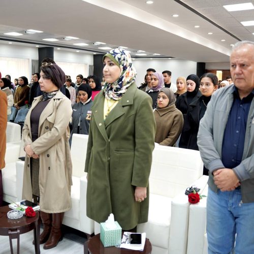 كلية اللغات تعقد لقاءً تعريفياً لطلبتها الجدد (3)