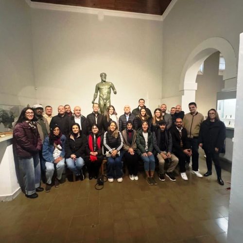 كلية اللغات تمثل جامعة بغداد في ورشة إقليمية حول الوساطة وإدارة النزاعات في قبرص (1)