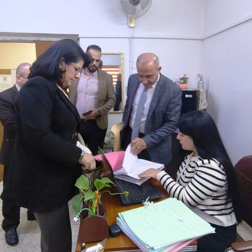 لجنة الاعتماد المؤسسي تزور كلية اللغات لتقييم الأداء الأكاديمي والإداري (27)