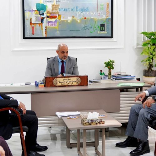لجنة الاعتماد المؤسسي تزور كلية اللغات لتقييم الأداء الأكاديمي والإداري (9)