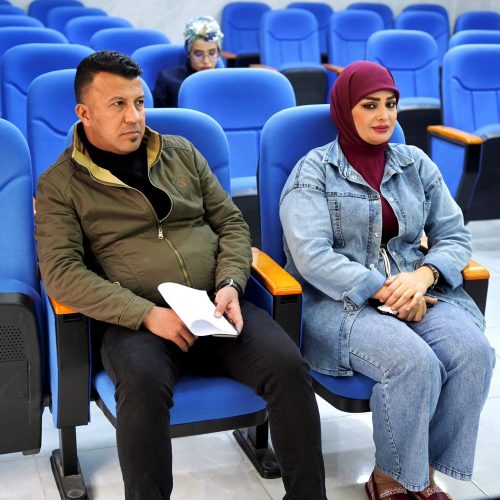 نشاطات علمية - كلية اللغات (1) نشاطات علمية - كلية اللغات (1)