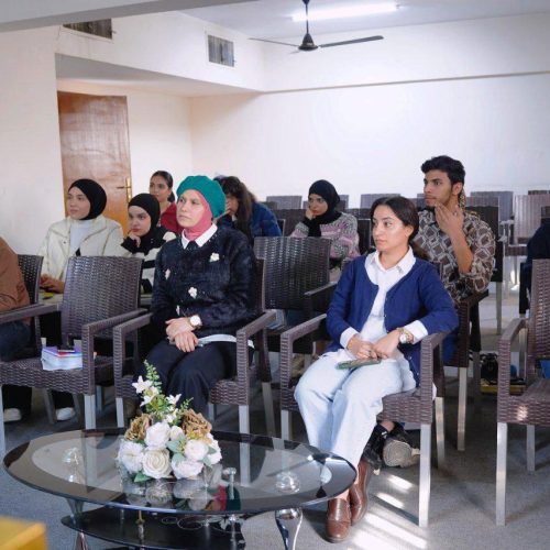 نشاطات علمية - كلية اللغات (3)