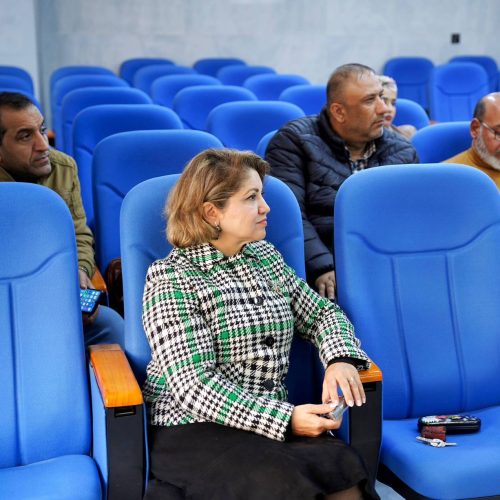 نشاطات علمية - كلية اللغات (3)