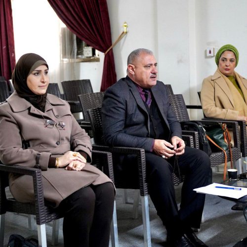 اللغات تنظم حلقة نقاشية في قسم اللغة العبرية لمناقشة مشروع رسالة ماجستير (3)