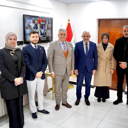 كلية اللغات تستقبل جمعية الصداقة العراقية الصينية لبحث التعاون العلمي والثقافي لقسم اللغة الصينية (1) كلية اللغات تستقبل جمعية الصداقة العراقية الصينية لبحث التعاون العلمي والثقافي لقسم اللغة الصينية (1)