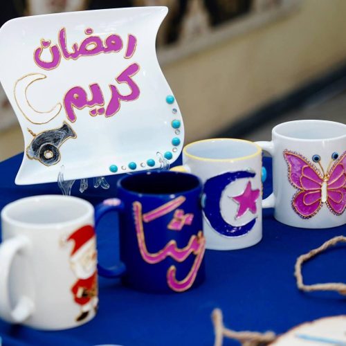 بازار طلابي يختتم فعاليات أسبوع الريادة والإبداع في كلية اللغات (5)