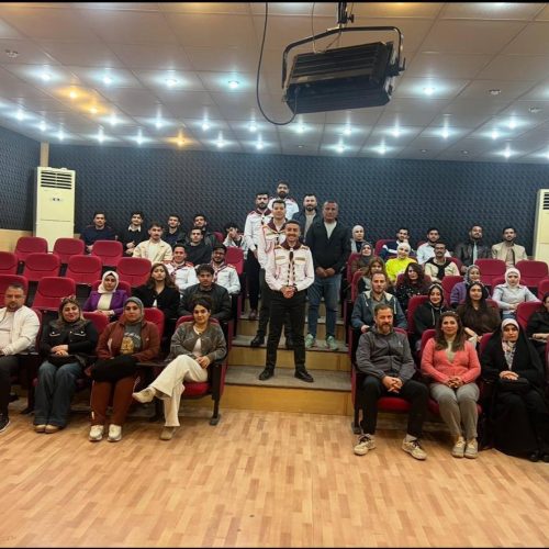طلبة اللغات يطرحون مبادرات لتمكين الشباب ضمن ورشة تخصصية للفريق الكشفي بجامعة بغداد (1)