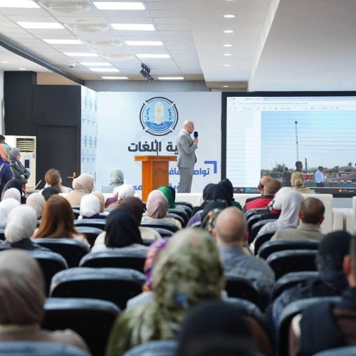 كلية اللغات تحتفي بأسبوع الريادة والإبداع (14)