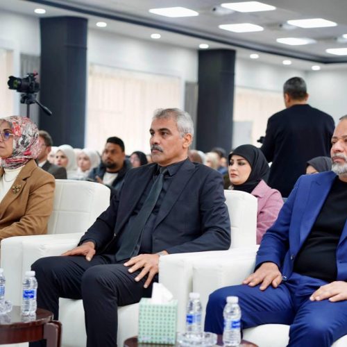 كلية اللغات تكرّم طلبتها الأوائل للعام الدراسي 2024-2025 (21)
