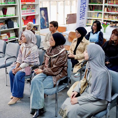 ورشة في الأعمال اليدوية تعزز ثقافة الريادة وتحوّل مهارات الطلبة إلى مشاريع مستدامة (2)