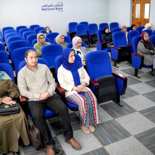 نشاطات علمية - كلية اللغات (3)