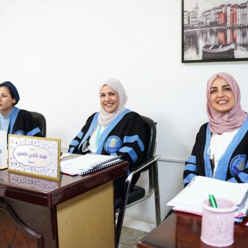 انطلاق فعاليات مناقشات بحوث التخرج في كلية اللغات (21)