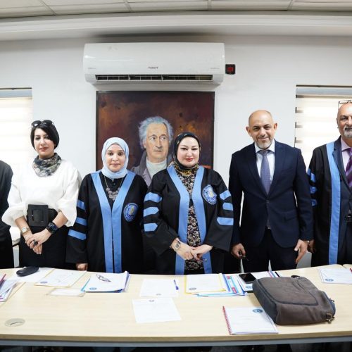 انطلاق فعاليات مناقشات بحوث التخرج في كلية اللغات (24)