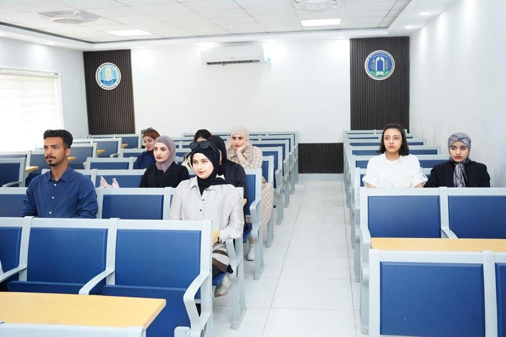 ندوة توعوية تعزز ثقافة الطاقة النظيفة في الحرم الجامعي (1)