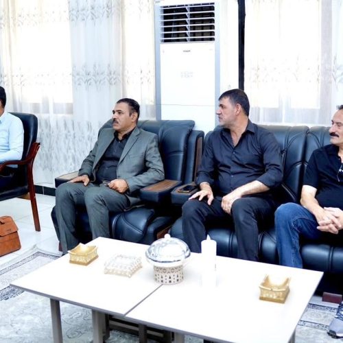 كلية اللغات تستقبل اللجنة الوزارية لاستحداث ماجستير الأدب الفارسي (3)